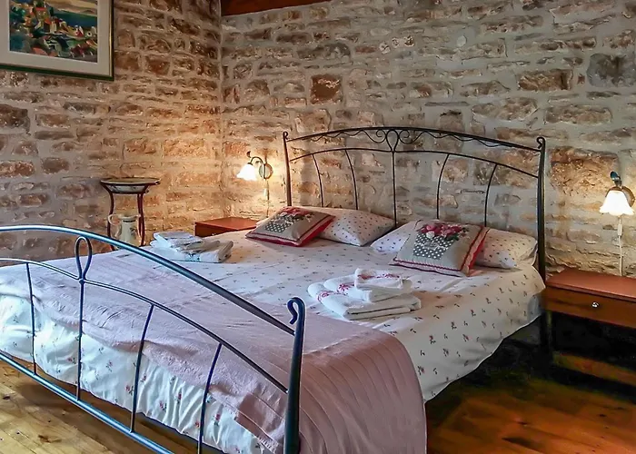 Bassi Holiday home Basici