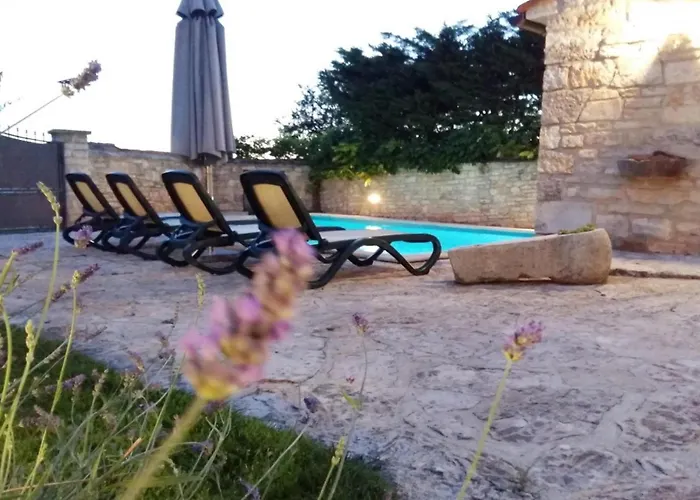 Bassi Holiday home *